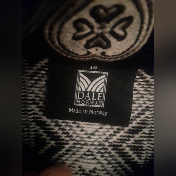 Dale of Norway Patterned Knit Cardigan - Picture 13 of 13